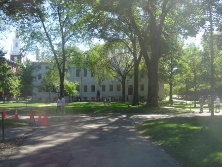 Harvard. Lundi